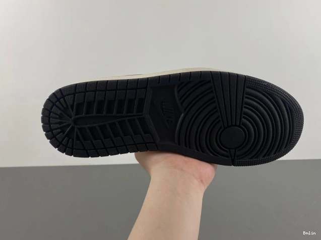Bmlin CZ0790-102 OG Jordan Air Mocha Low 1 0821